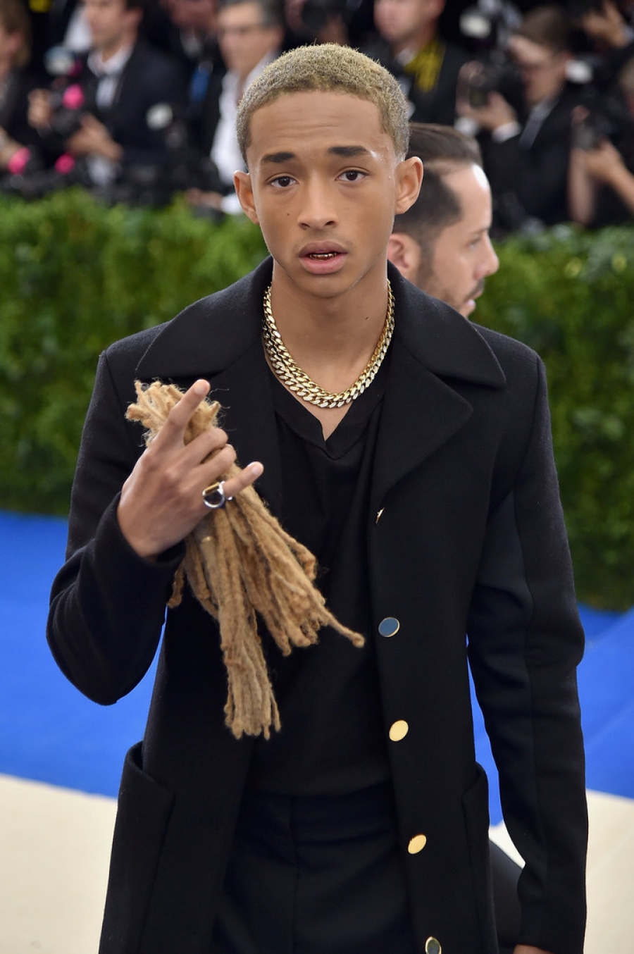 Jaden Smith Brought His Own Hair As An Accessory To The Met Gala Sac