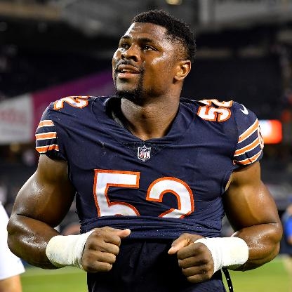 Chicago Bears star pays off all $80,000 worth of layaways at Florida Walmart