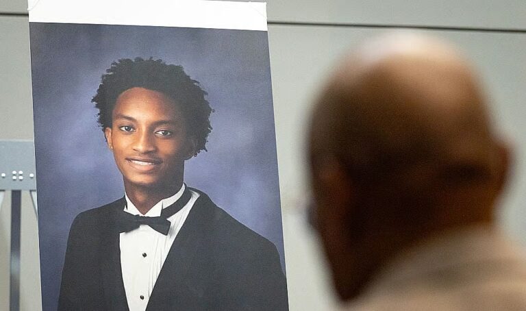 Nolan Wells supporters organize social media blackout as family continues seeking answers